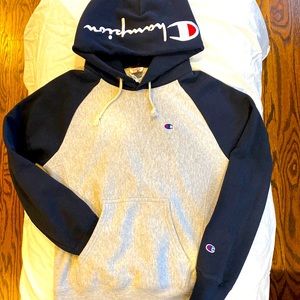 Champion hoodie, size XS